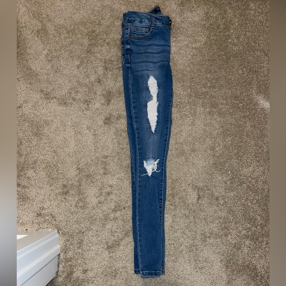 *FASHION NOVA* - Picture 3 of 3